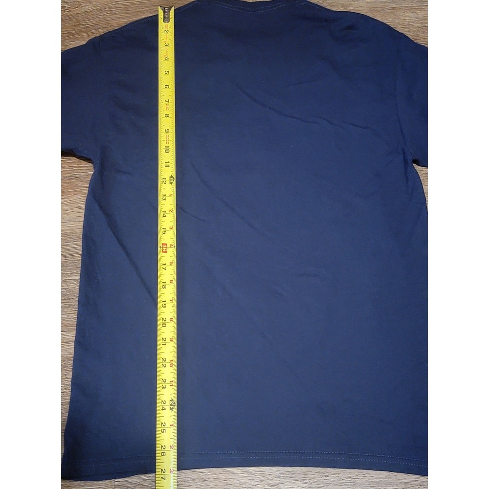 Wizarding World Of Harry Potter Hogwarts Castle Men's Short Sleeve Size M NWOT - Picture 4 of 4